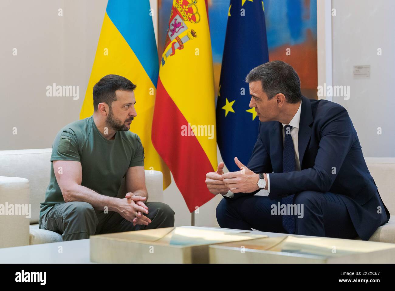 Madrid, Spain. 27th May, 2024. The President of Ukraine Volodymyr Zelenskyy (L) and Spanish Prime Minister Pedro Sanchez (R) ares seen during a meeting at Moncloa Palace in Madrid. Spain and Ukraine sign a bilateral security agreement: 'Defense, security, peace, and reconstruction are our priorities.' (Photo by Guillermo Gutierrez Carrascal/SOPA Images/Sipa USA) Credit: Sipa USA/Alamy Live News Stock Photo