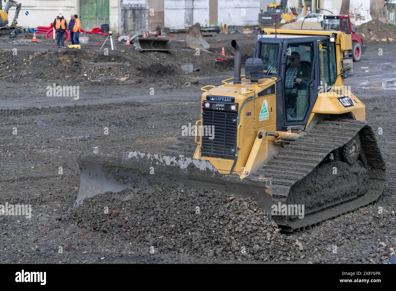 Caterpillar dozer hi-res stock photography and images - Page 3 - Alamy