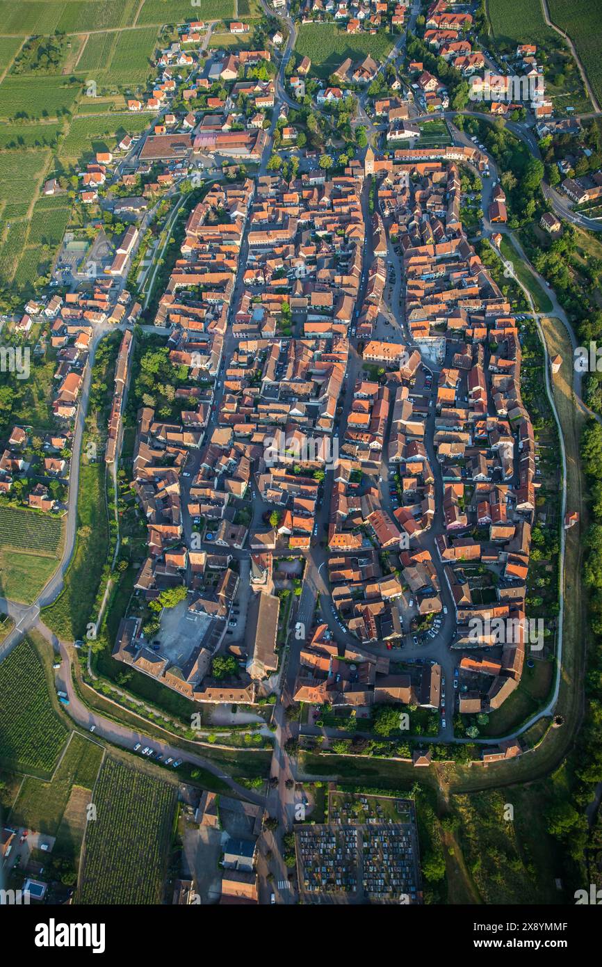 Aerial view medieval walled city hi-res stock photography and images ...