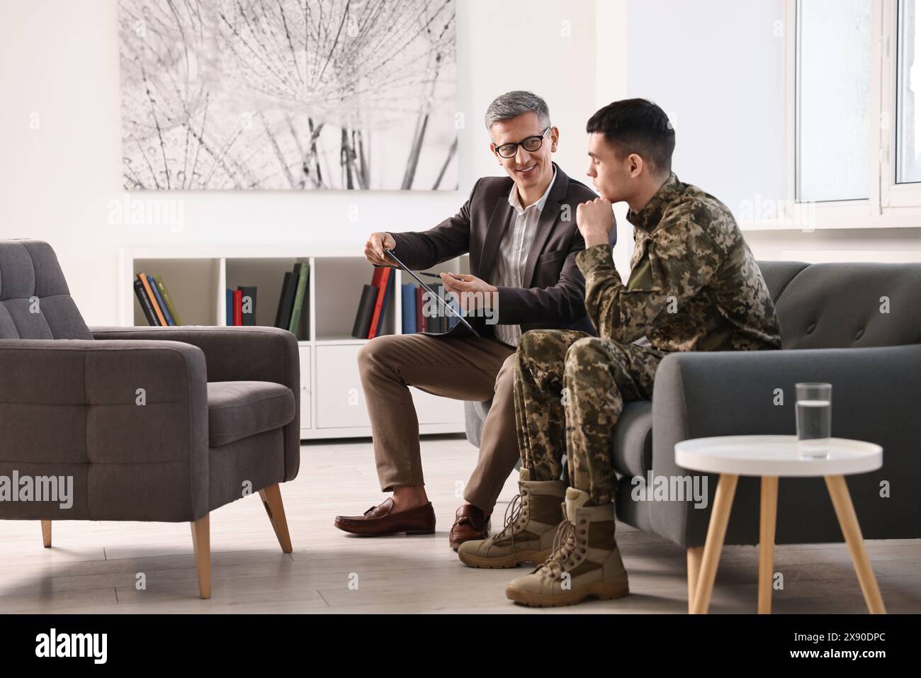 Professional help hi-res stock photography and images - Alamy
