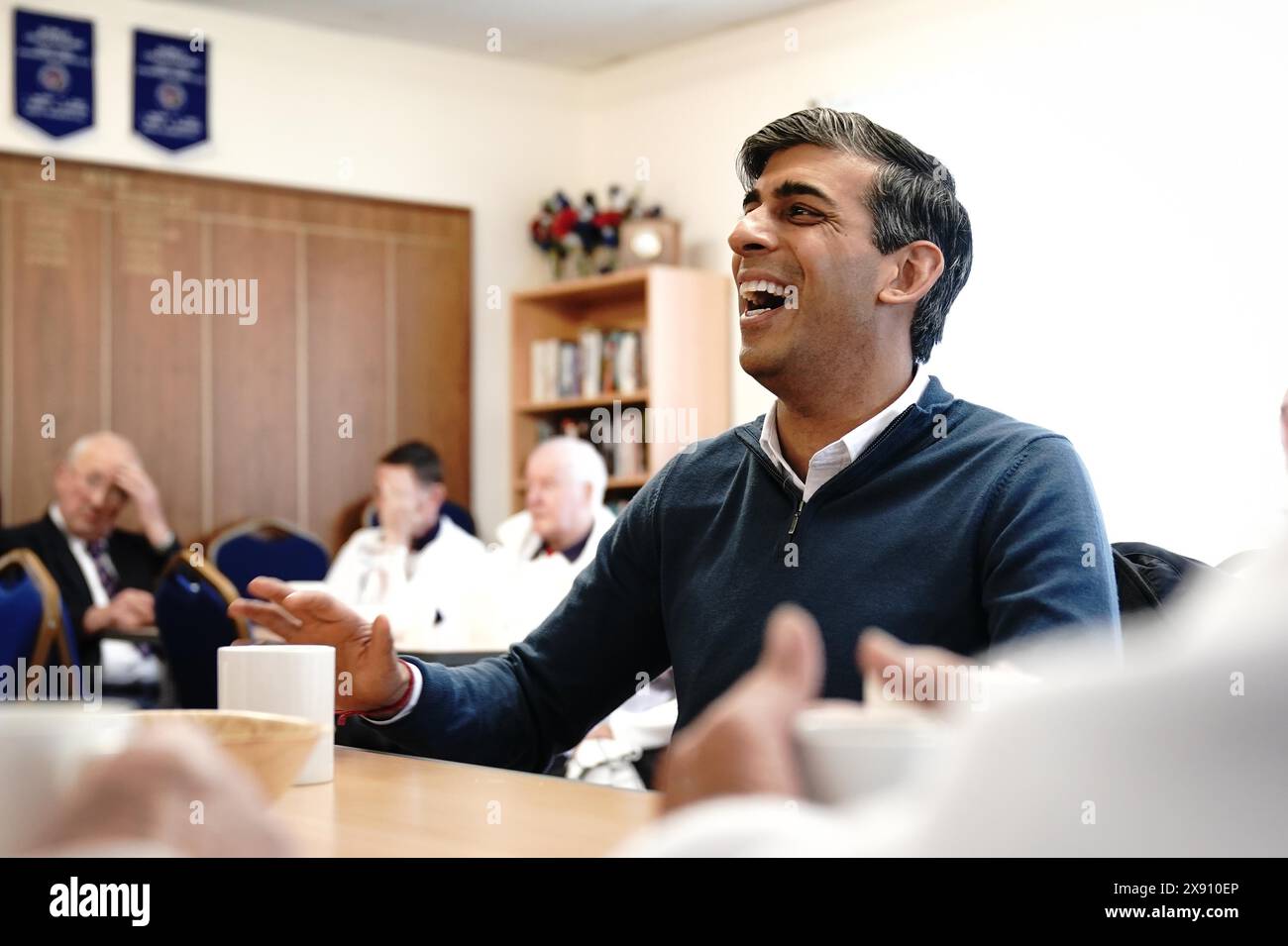 Prime Minister Rishi Sunak meets club members during a visit to Market Bosworth Bowling Club, while on the General Election campaign trail. Picture date: Tuesday May 28, 2024. Stock Photo