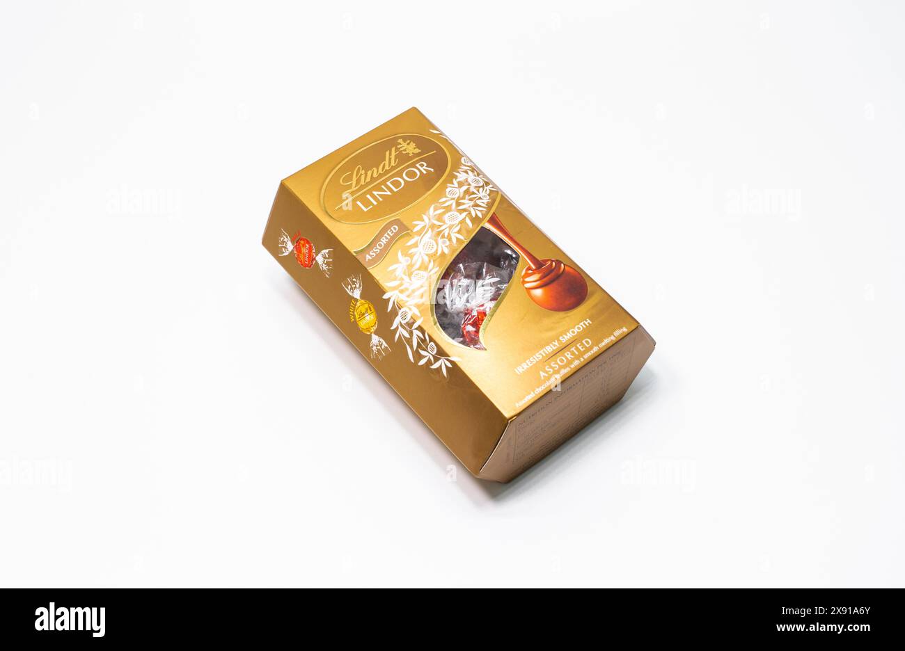 Shop All Lindt Premium Chocolate