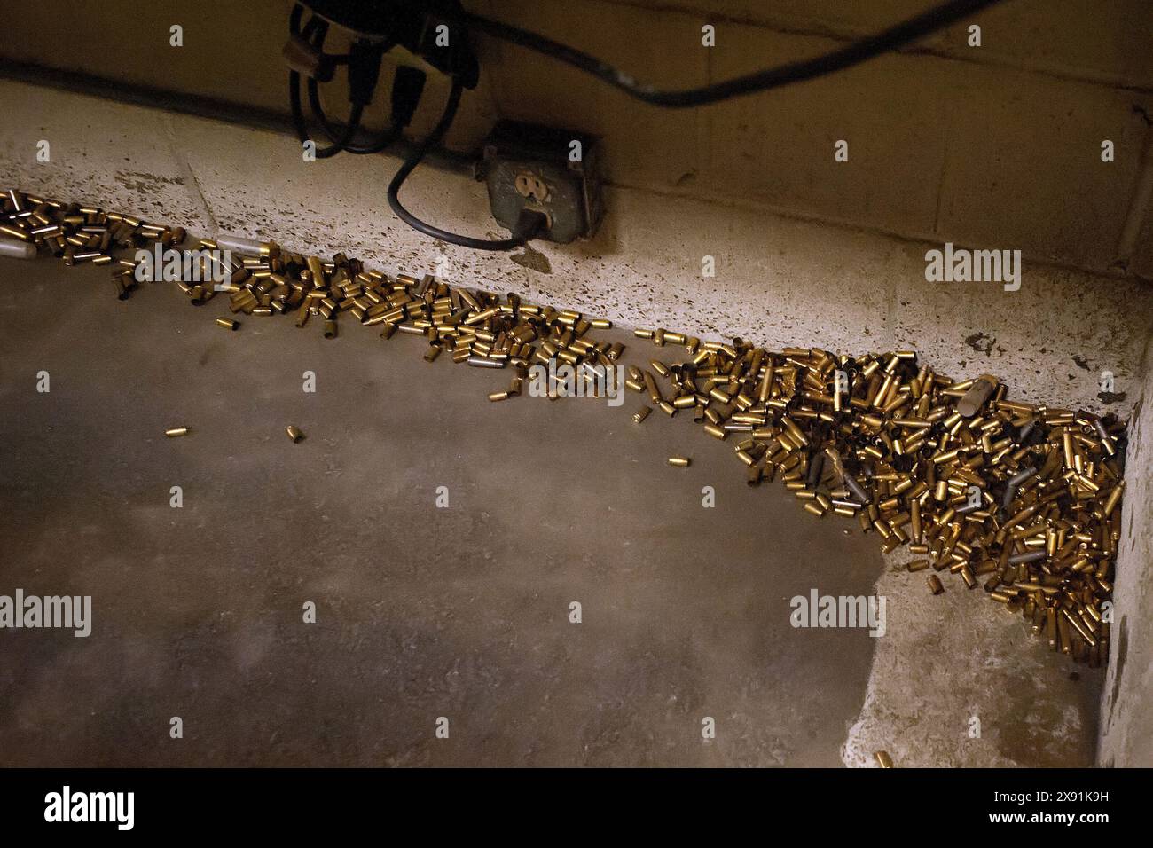 California shooting range hi-res stock photography and images - Alamy