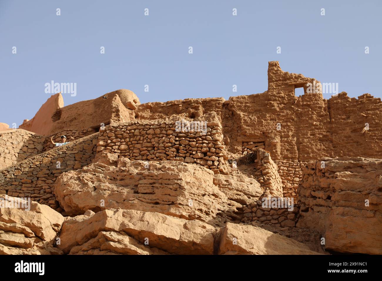 Fortified mudbrick village at Taghit in Algeria Stock Photo