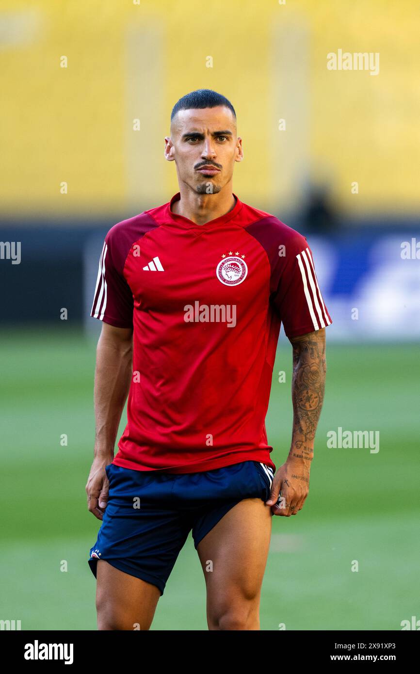 Athens, Greece. 28th May, 2024. Chiquinho of Olympiacos seen during a last training session ahead of the UEFA Europa Conference League 2024 final between Olympiacos and Fiorentina at OPAP Arena in Athens. Credit: Gonzales Photo/Alamy Live News Stock Photo