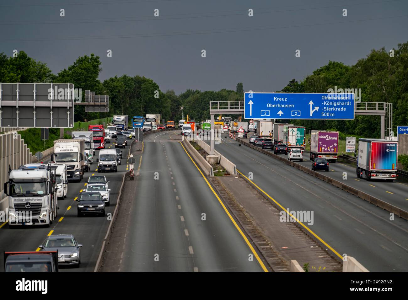 Traffic jam on the A2 highway near Bottrop, before the Oberhausen interchange, in the direction of Oberhausen, due to a long-term roadworks, lane rene Stock Photo