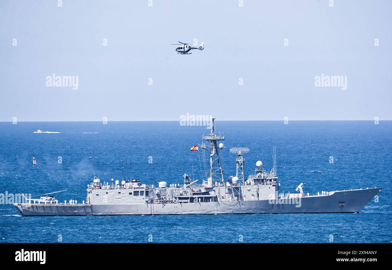 Spanish Armed Forces. Naval Magazine, dynamic exhibition and aerial parade, on San Lorenzo beach. Gijón, Asturias. Fragata Santa Maria Stock Photo