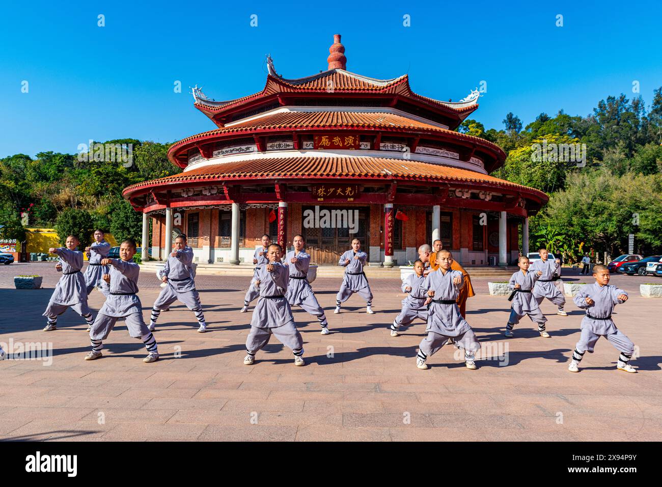 Shaolin monk fighting demonstration, Shaolin Temple, Quanzhou, UNESCO World Heritage Site, Fujian, China, Asia Stock Photo