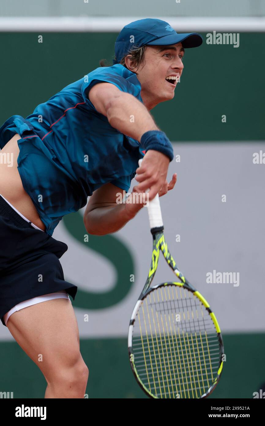 Paris, France. 28th May, 2024. Adam Walton of Australia during day 3 of 2024 French Open, Roland-Garros 2024, Grand Slam tennis tournament on May 28, 2024 at Roland-Garros stadium in Paris, France - Photo Jean Catuffe/DPPI Credit: DPPI Media/Alamy Live News Stock Photo