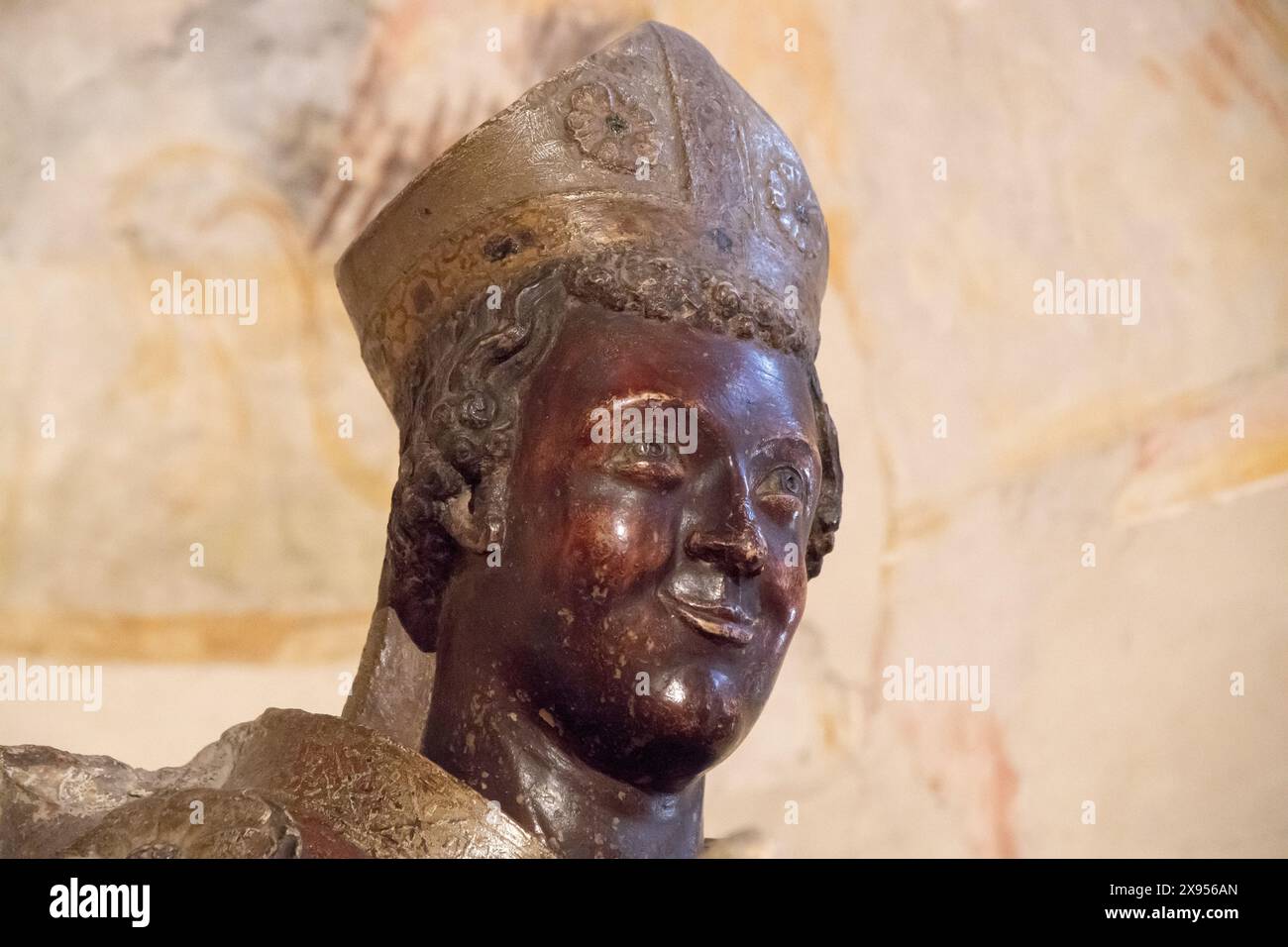 Verona san zeno laughing statue hi-res stock photography and
