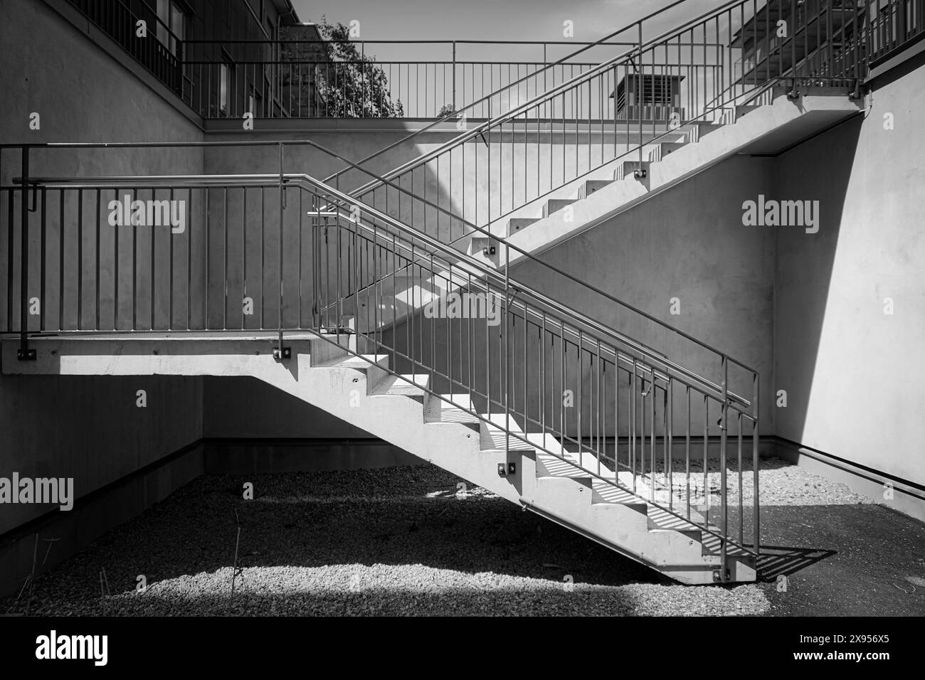 Concrete outdoor staircase view Black and White Stock Photos & Images ...