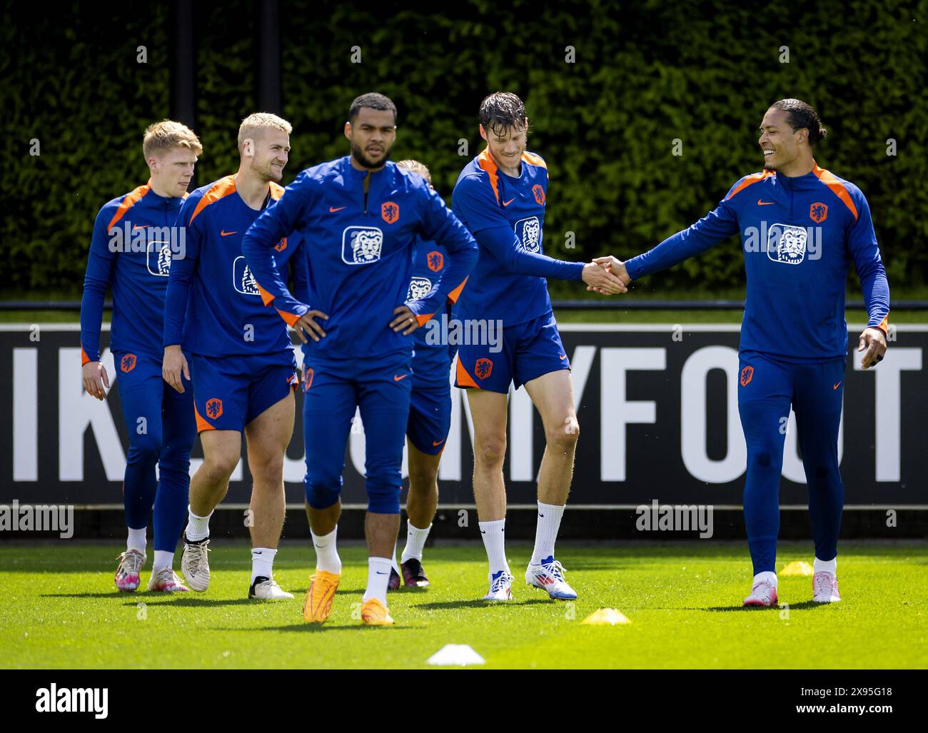 ZEIST - Jerdy Schouten, Matthijs de Ligt, Cody Gakpo, Wout Weghorst and Virgil van Dijk during a training session of the Dutch national team at the KNVB Campus on May 29, 2024 in Zeist, Netherlands. The Dutch national team is preparing for the European Football Championship in Germany. ANP KOEN VAN WEEL Credit: ANP/Alamy Live News Stock Photo