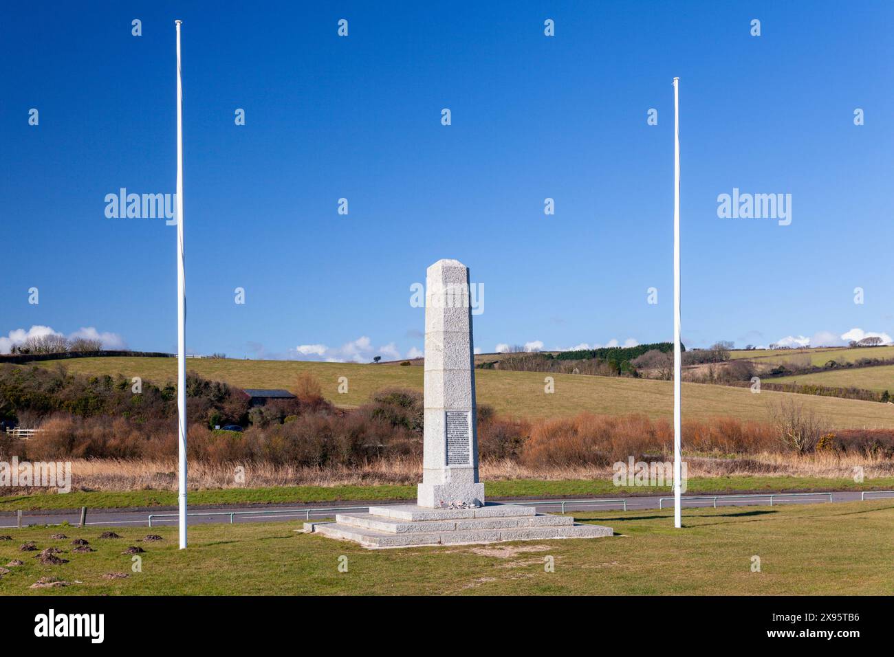 England, Devon, Slapton Sands, American Monument to Local People displaced by training for the Normandy Landings in 1944 Stock Photo