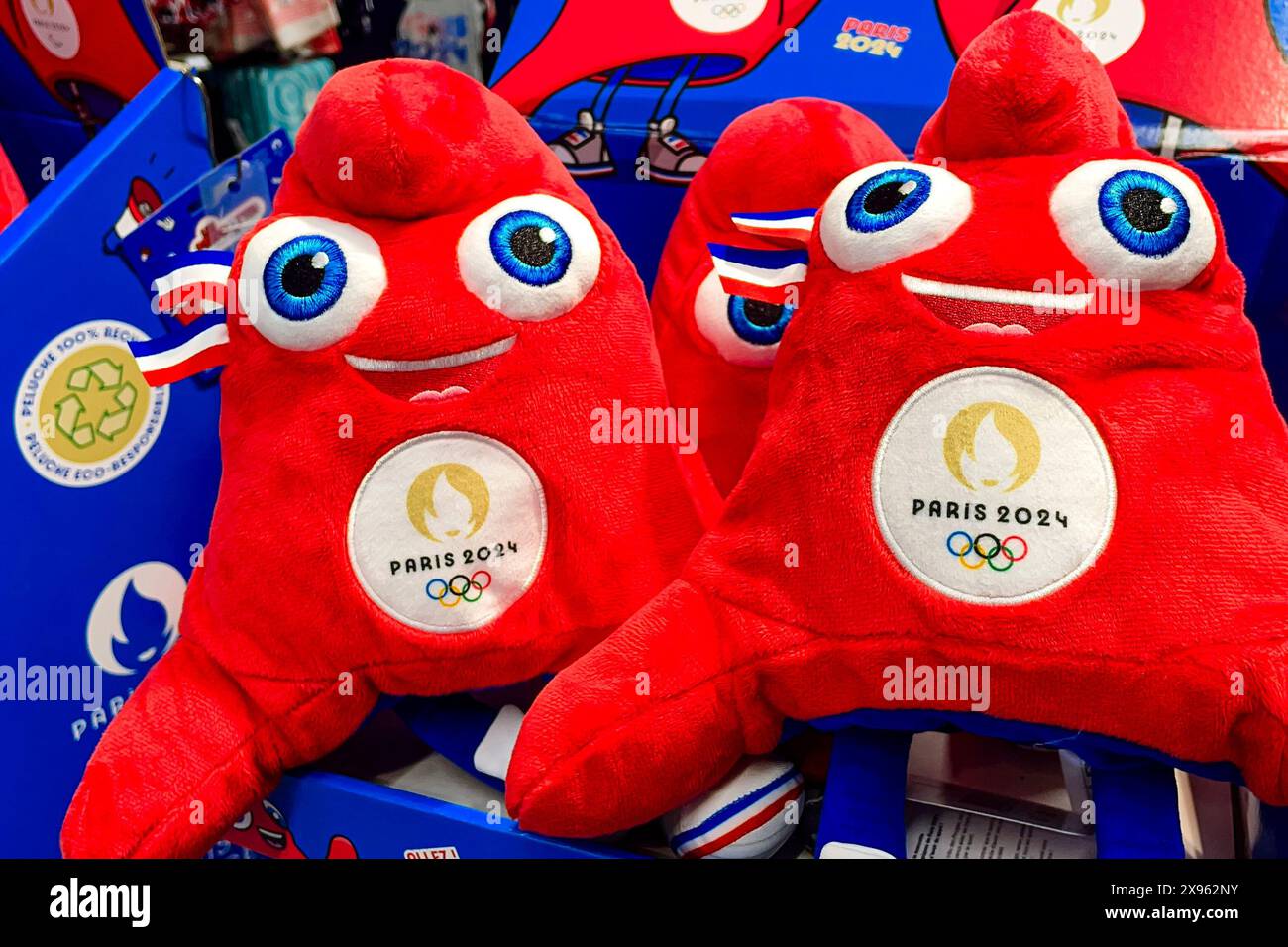 Mascotte JO 2024 Doudou et Compagnie