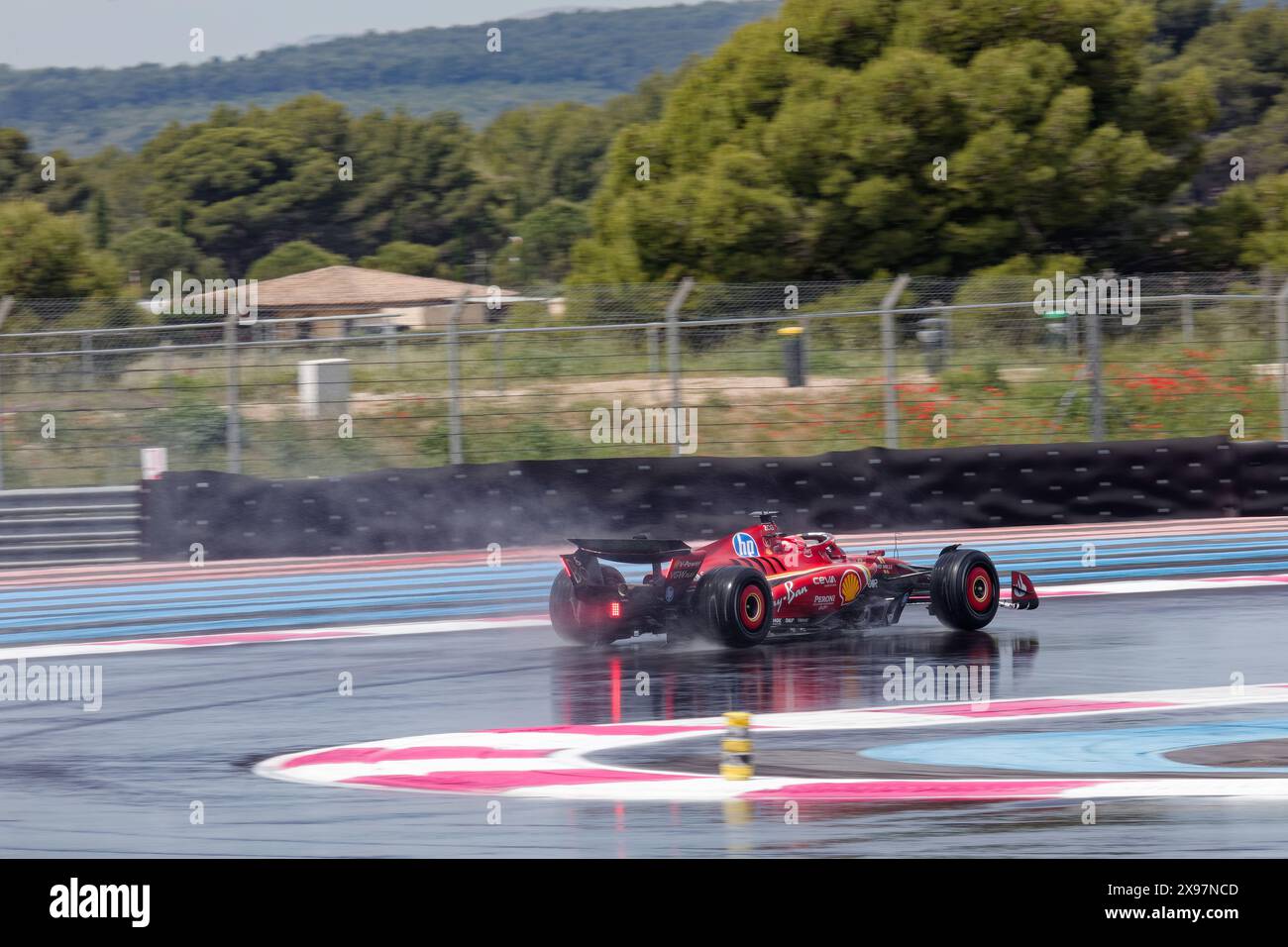 Testing PIRELLI tyre 2025 FERRARI Charles Leclerc at Circuit Paul
