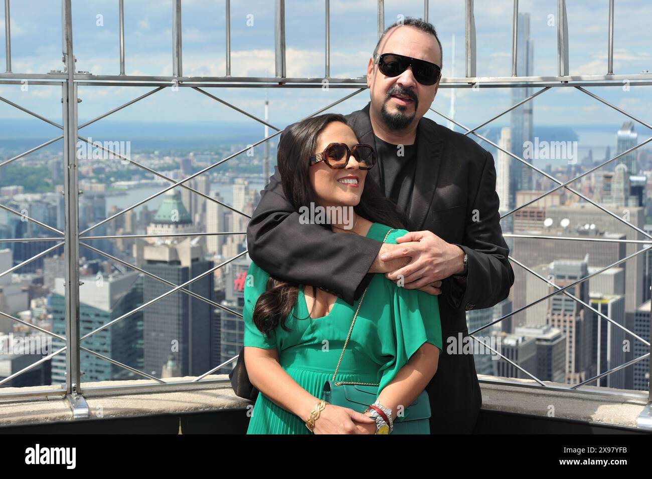Aneliz aguilar and pepe aguilar hi-res stock photography and images - Alamy