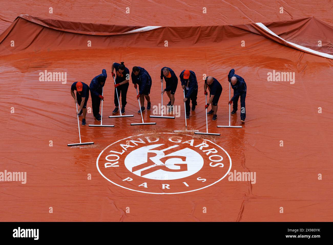 Roland Garros, 28 May 2024: Rain delays during the 2024 French Open ...