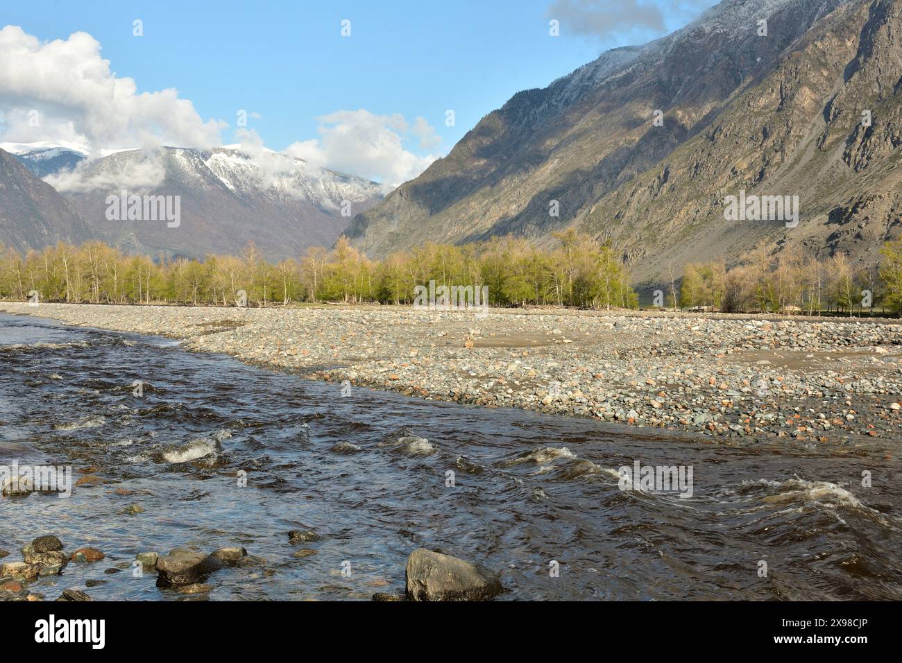 Shallow stream with high banks hi-res stock photography and images - Alamy