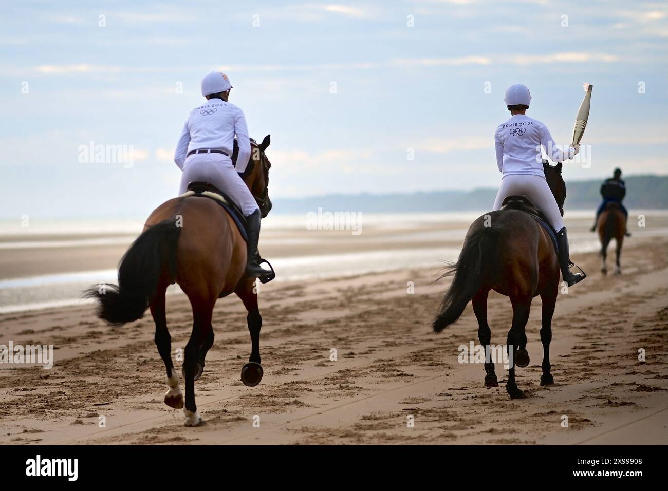Paris olympics 2024 gabon hires stock photography and images Alamy