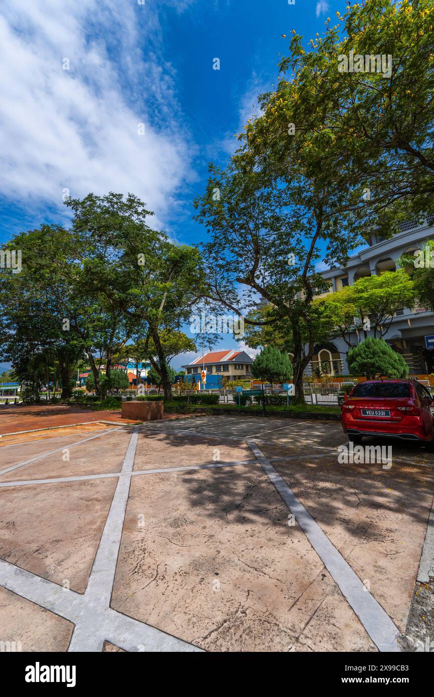 Wide view empty parking hi-res stock photography and images - Alamy