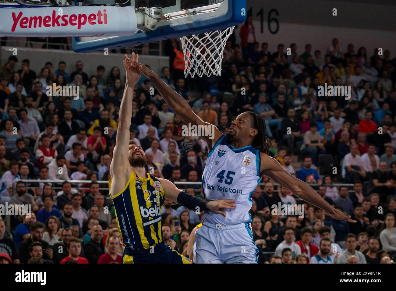 Defeats Fenerbahçe Beko Turkey The Bigger Picture: Istanbul's Basketball Hierarchy
