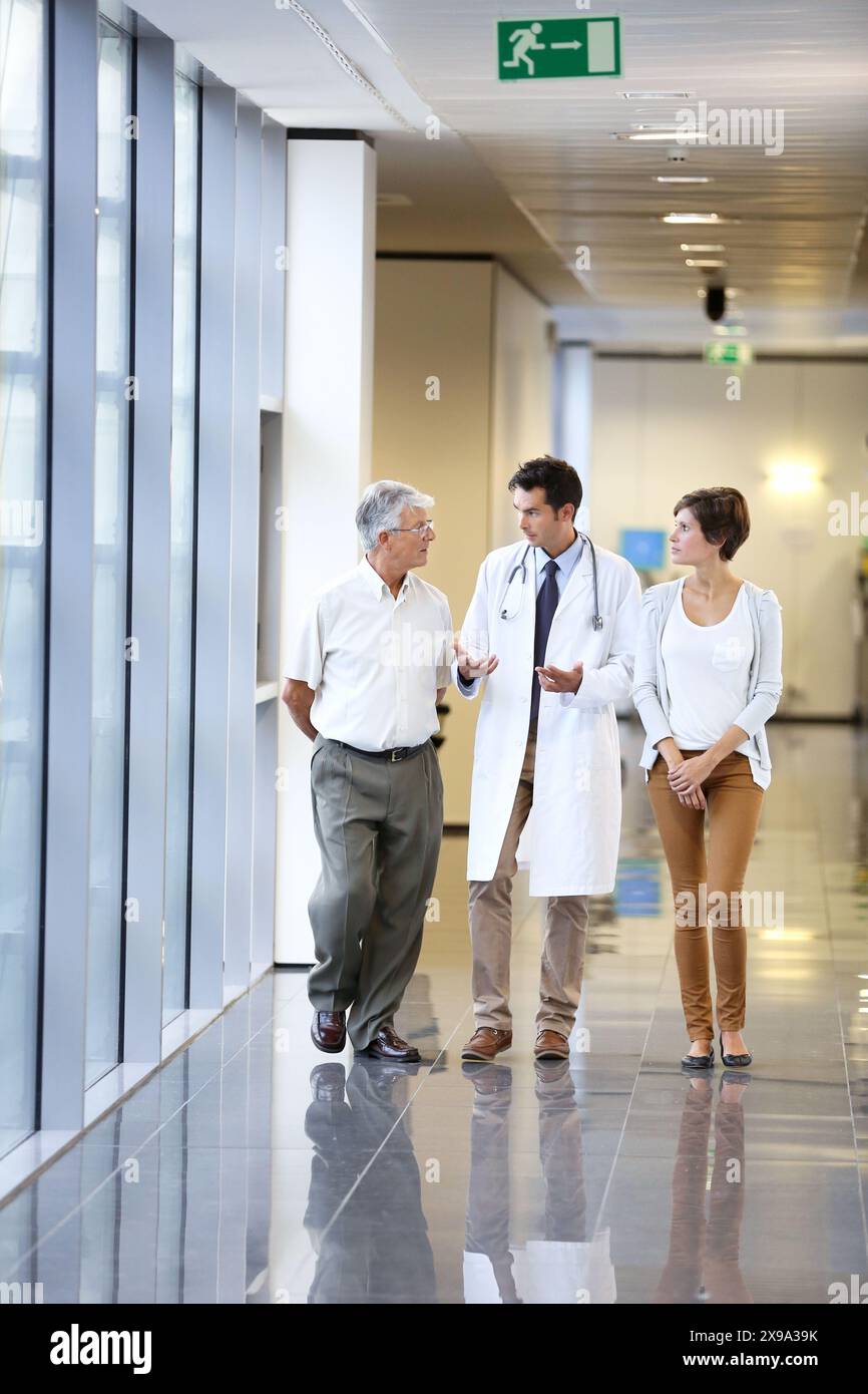 Full length whole body explaining explanation hi-res stock photography ...