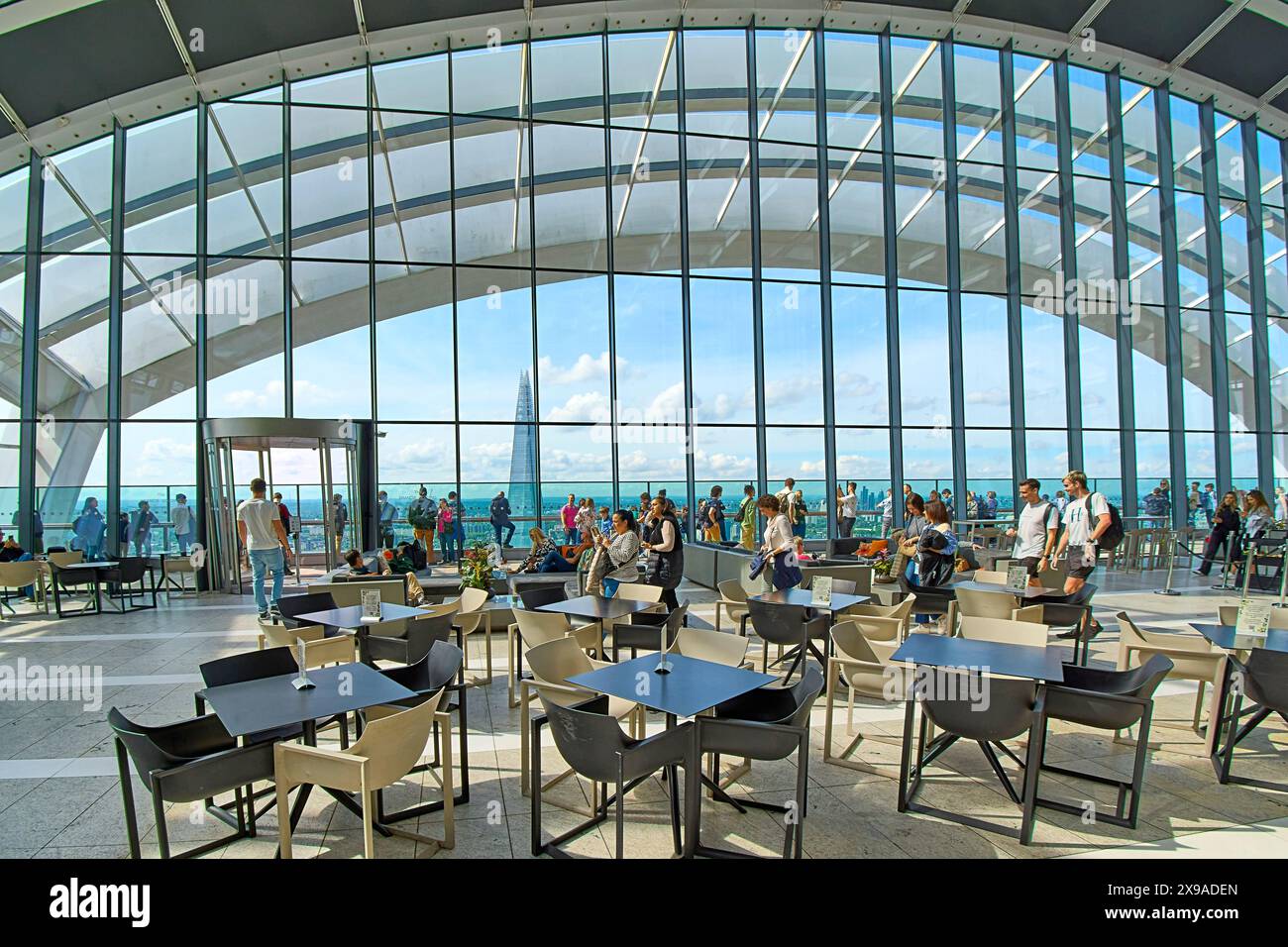 Sky Garden London 'Walkie Talkie' skyscraper 155mhigh rooftop garden