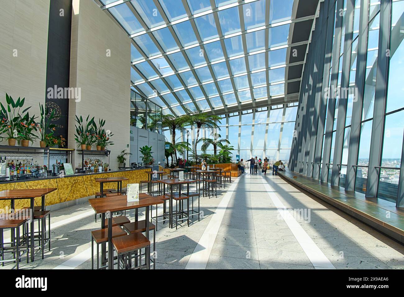 Sky Garden London 'Walkie Talkie' skyscraper 155mhigh rooftop garden