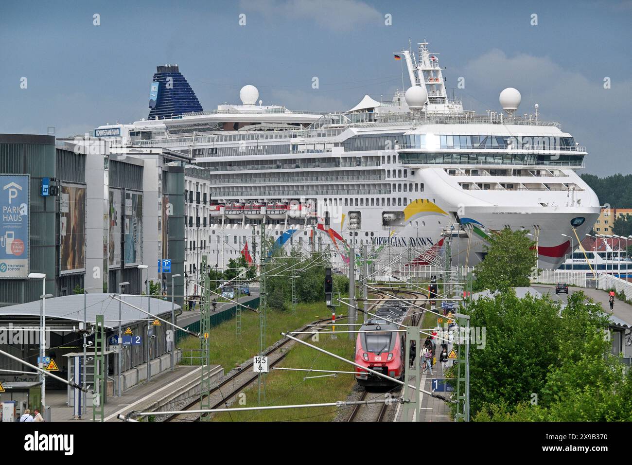 Deu: Kreuzfahrten ab Warnemünde Warnemünde, Deutschland, 30. Mai 2024 