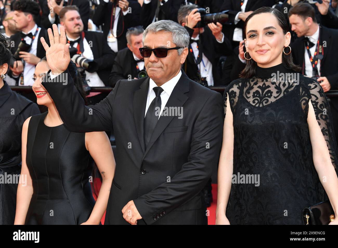 Setareh Maleki, Mohammad Rasoulof und Mahsa Rostami bei der Closing Ceremony mit Preisverleihung vom Festival de Cannes 2024 / 77. Internationale Filmfestspiele von Cannes im Palais des Festivals. Cannes, 28.05.2024 Stock Photo