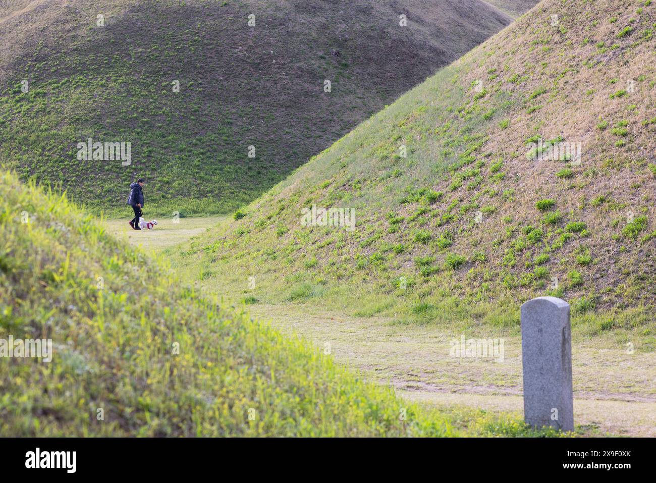 Tombs of noseo ri hi-res stock photography and images - Alamy
