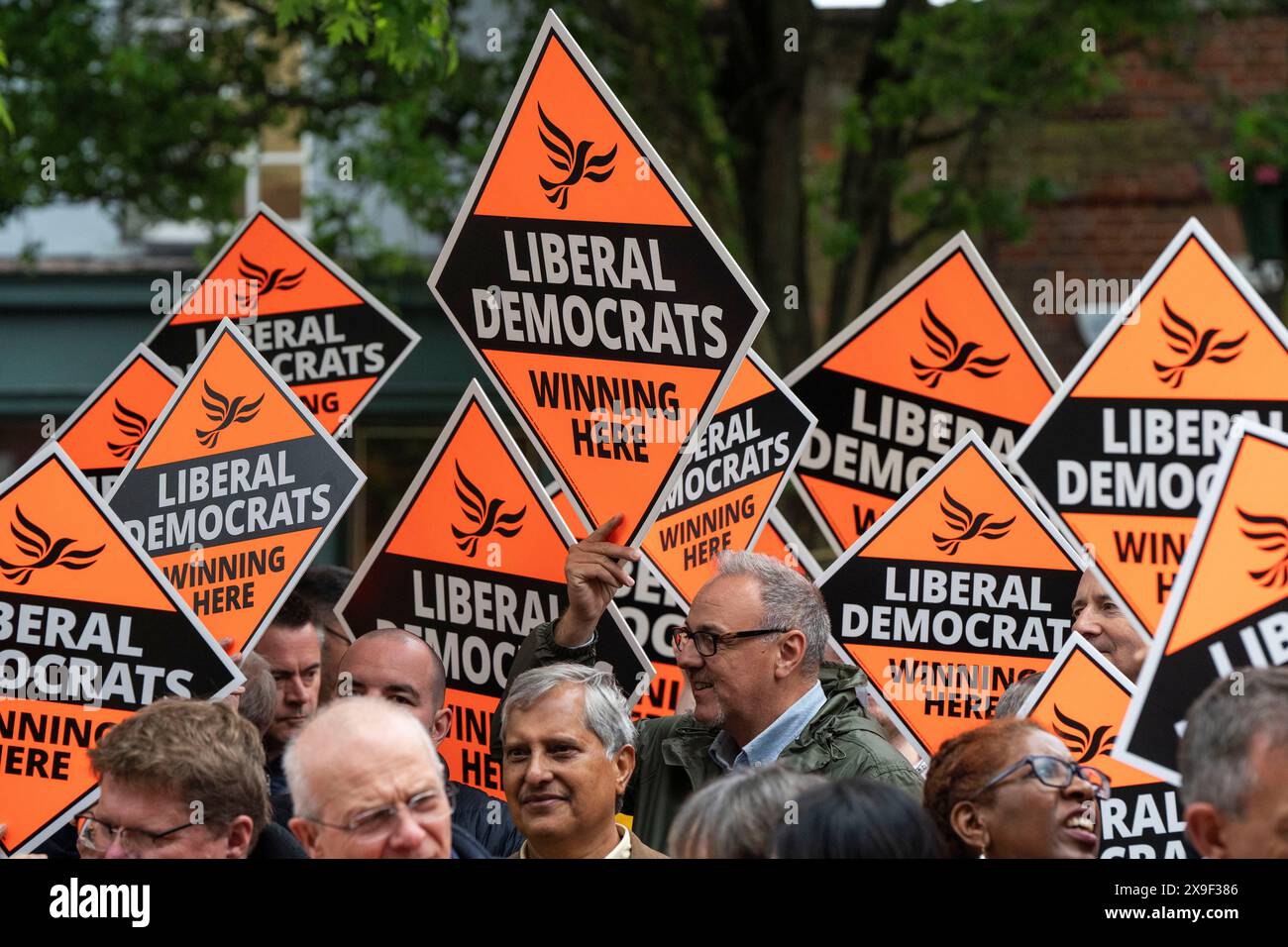 BERKHAMSTED - MAY 31: Ed Davey, leader of the Liberal Democrats, meets party supporters in Berkhamsted, Hertfordshire, on May 31, 2024. Harpenden & Berkhamsted is a new marginal seat, that the Liberal Democrats hope to take from the Conservative’s in the July 2024 General Election. Credit Photo: David Levenson/ Alamy Live News Stock Photo