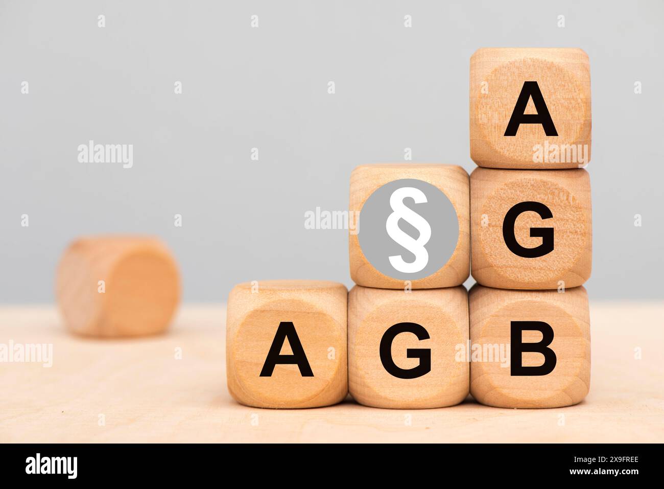 AGB gedruckt auf Würfel AGB gedruckt auf Würfel mit Zeichen Paragraf *** GTC printed on cube GTC printed on cube with character Paragraph Stock Photo