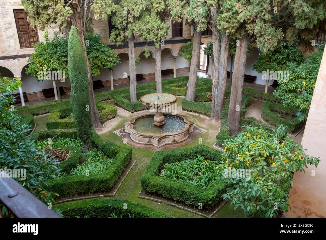 Alhambra historic interiors hi-res stock photography and images - Alamy