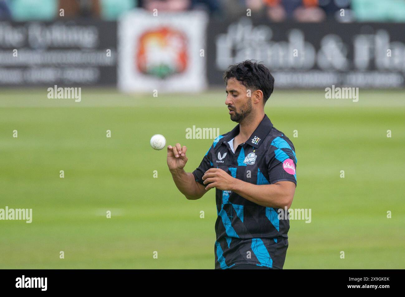 Brett D'Oliveira prepares to bowl taken in Worcester, UK during the Vitality Blast fixture between Worcestershire Rapids & Lancashire Lightning on 31 May 2024, at Worcestershire County Cricket Club, New Road, Worcester Stock Photo
