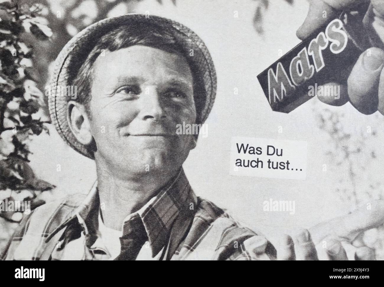 Viersen, Germany - May 9. 2024: Retro old magazine black and white german Mars incorporated chocolate bar advertising from 1967 Stock Photo