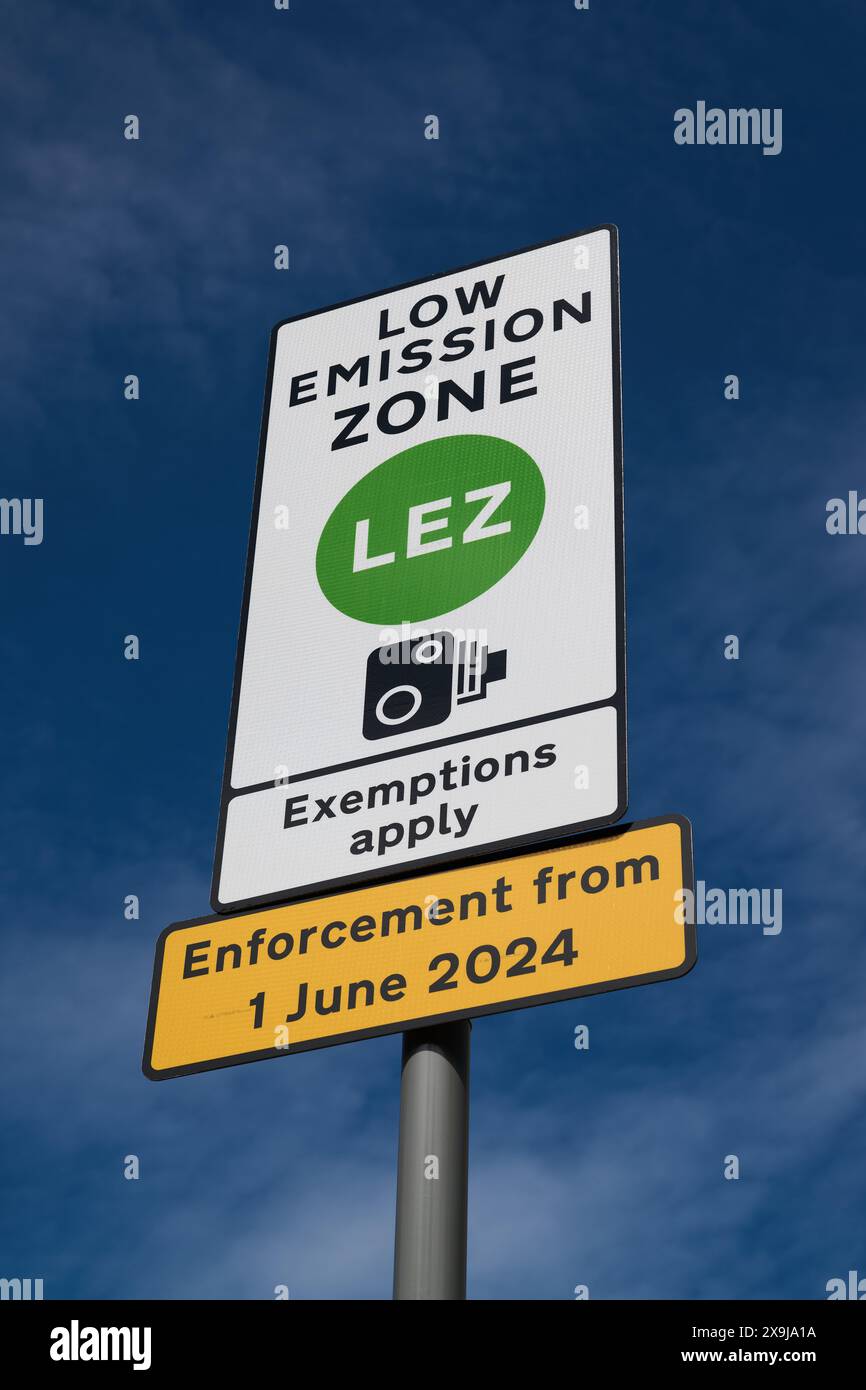 Edinburgh Scotland, UK 01 June 2024. Edinburgh’s new Low Emission Zone ...