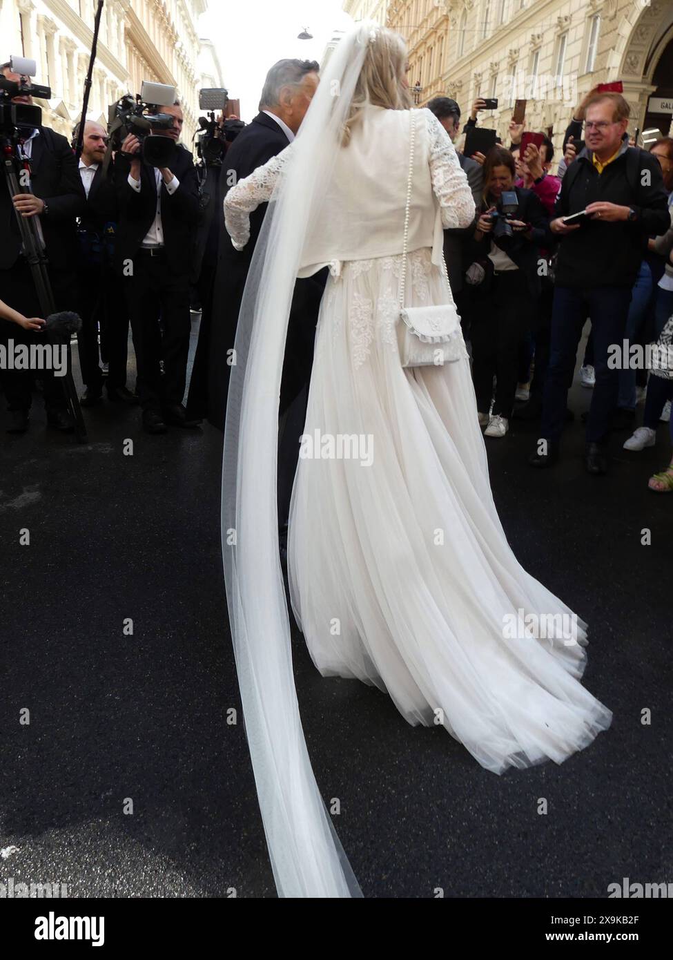 Richard Lugner,Simone Reiländer, Bienchen, Hochzeit. Wien, 2024 ...