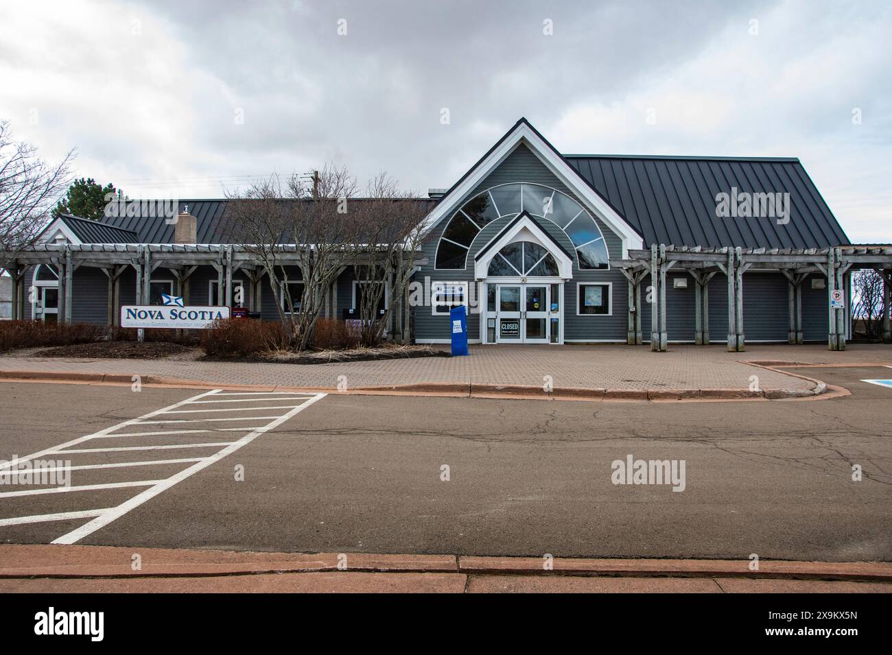 Visitors centre at the provincial border of Nova Scotia and New Brunswick in Amherst, Nova Scotia, Canada Stock Photo