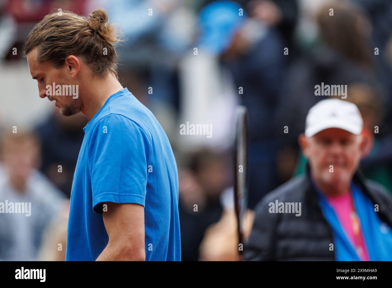 Alexander Zverev French Open 2024 night session Looking Ahead: The Path Through Paris