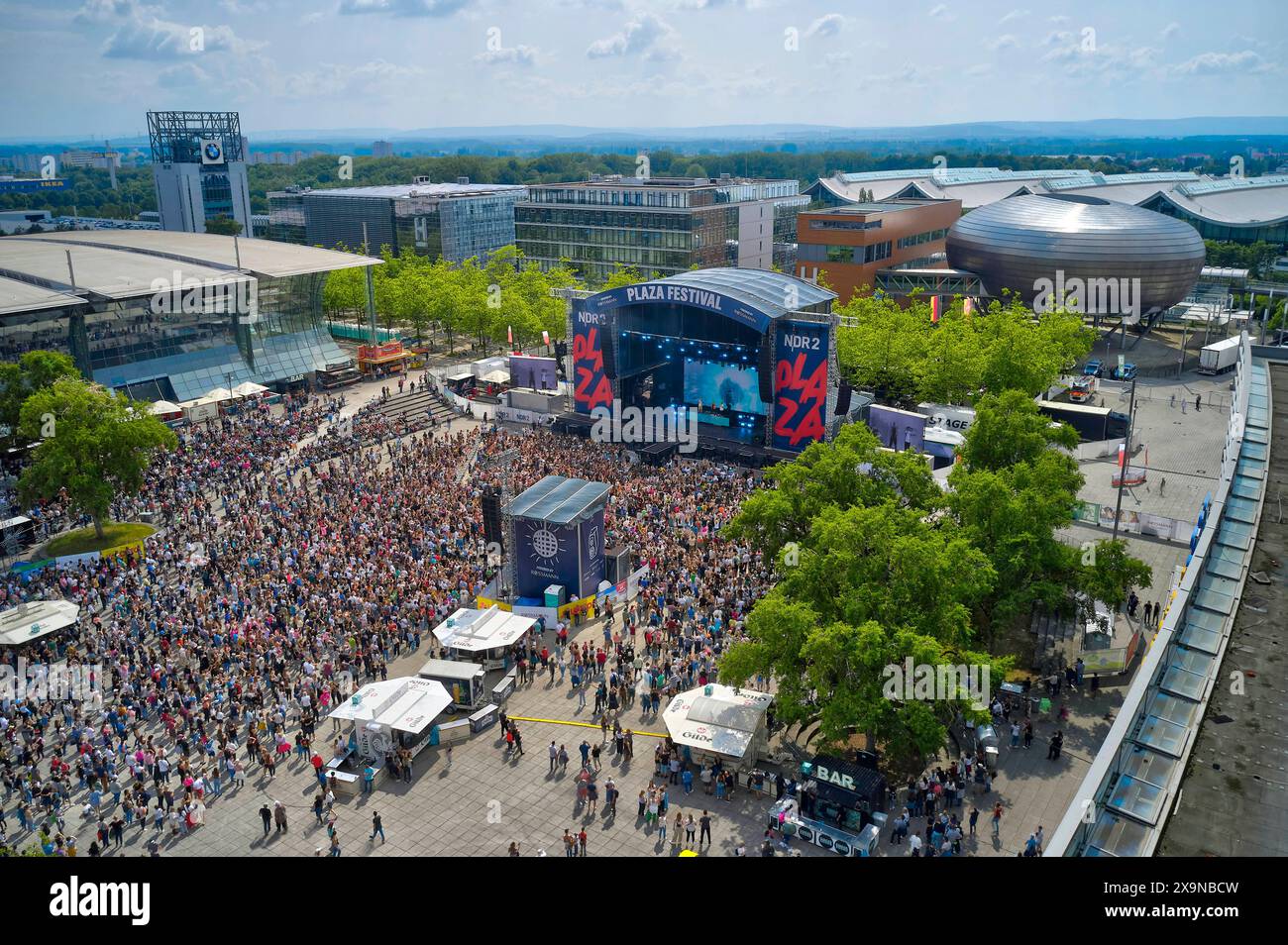 Luftbild NDR 2 Plaza Festival 2024 auf der Expo Plaza. Hannover, 01.06.2024 *** Aerial view NDR