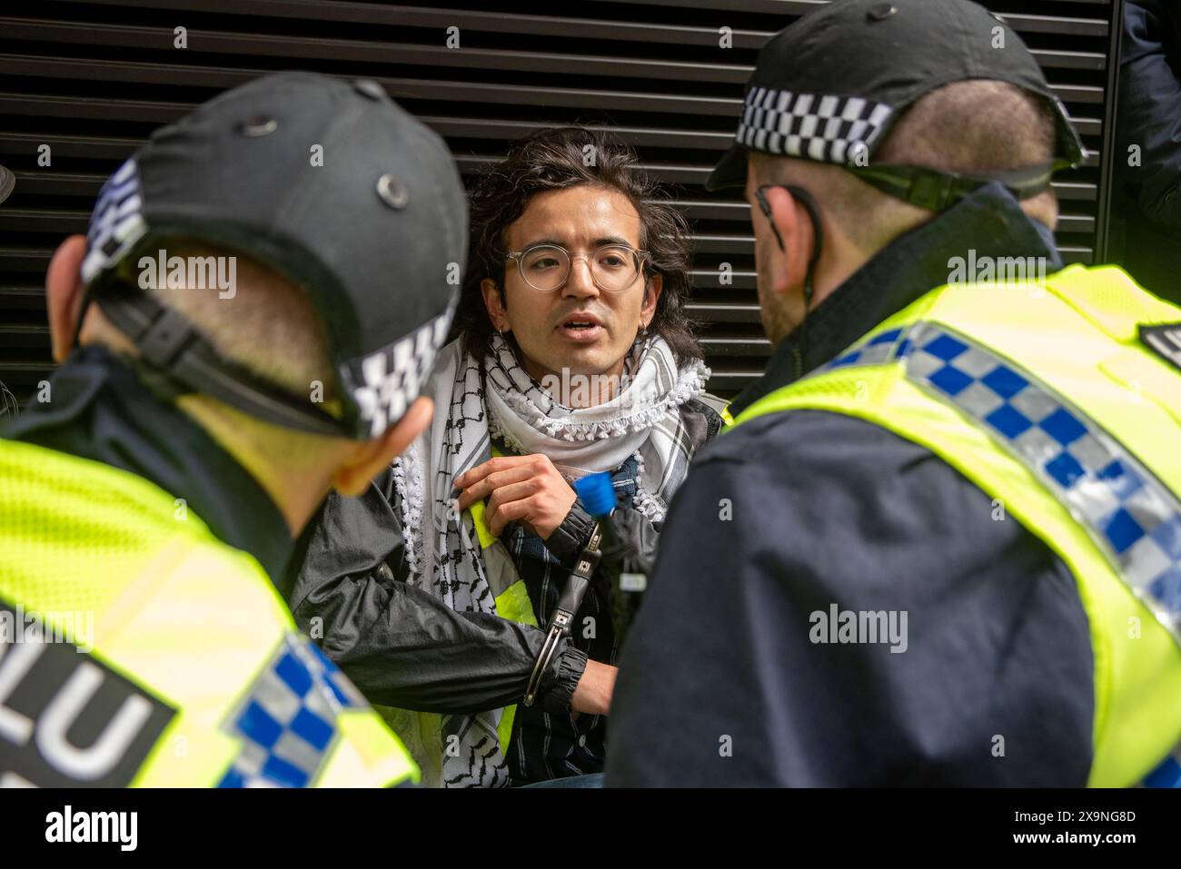 Amazing Uk Interior Minister Condemns Violent Reaction To Handcuffed Student's Murder View in HD Amazing Uk Interior Minister Condemns Violent Reaction To Handcuffed Student's Murder View in HD