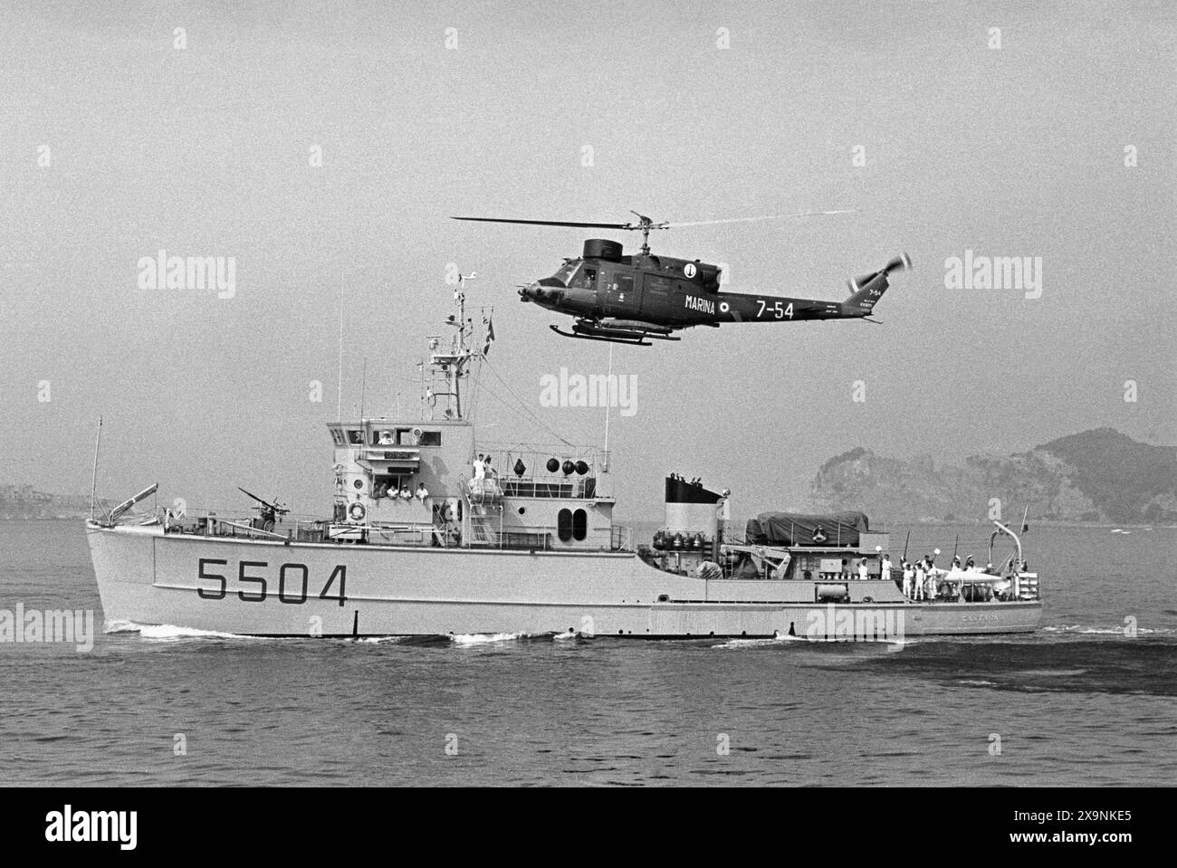 Red sea demining hires stock photography and images Alamy