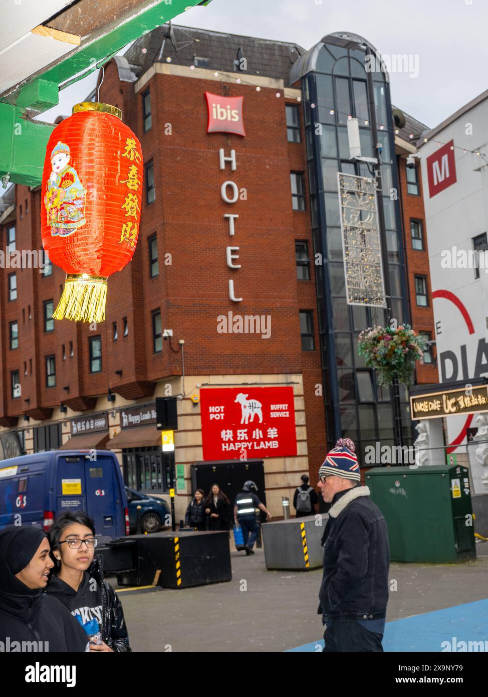 chinatown-birmingham-city-centre-stock-photo-alamy