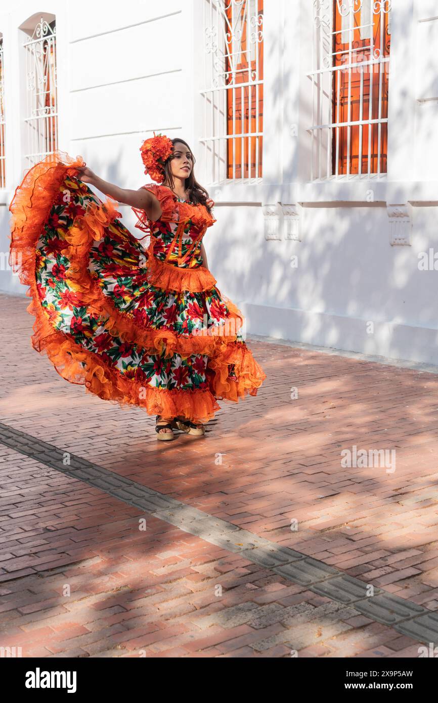 Colombia folklore woman hi-res stock photography and images - Alamy