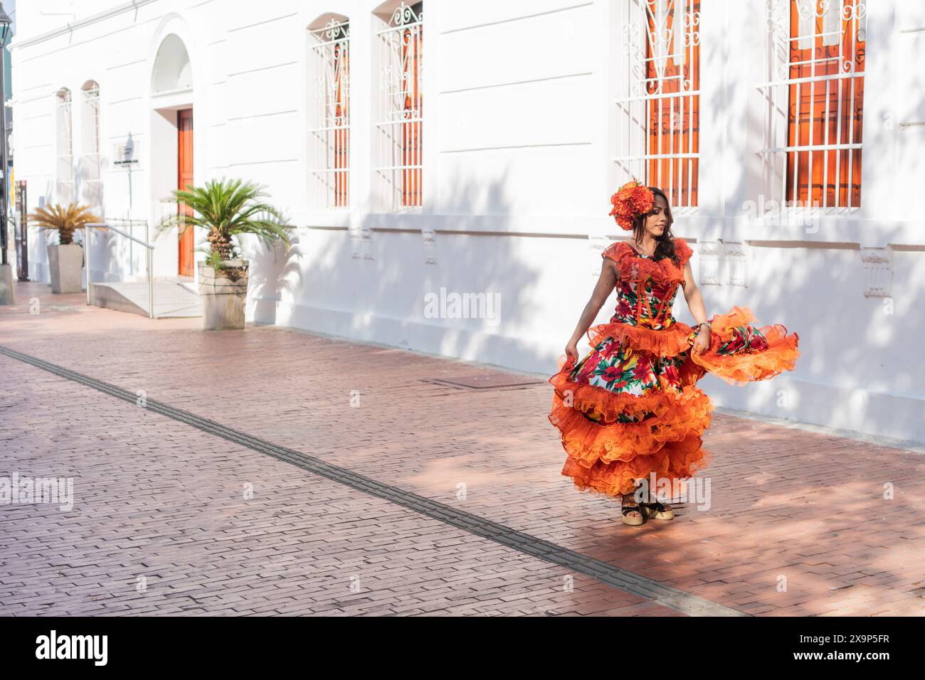 Colombia folklore woman hi-res stock photography and images - Alamy