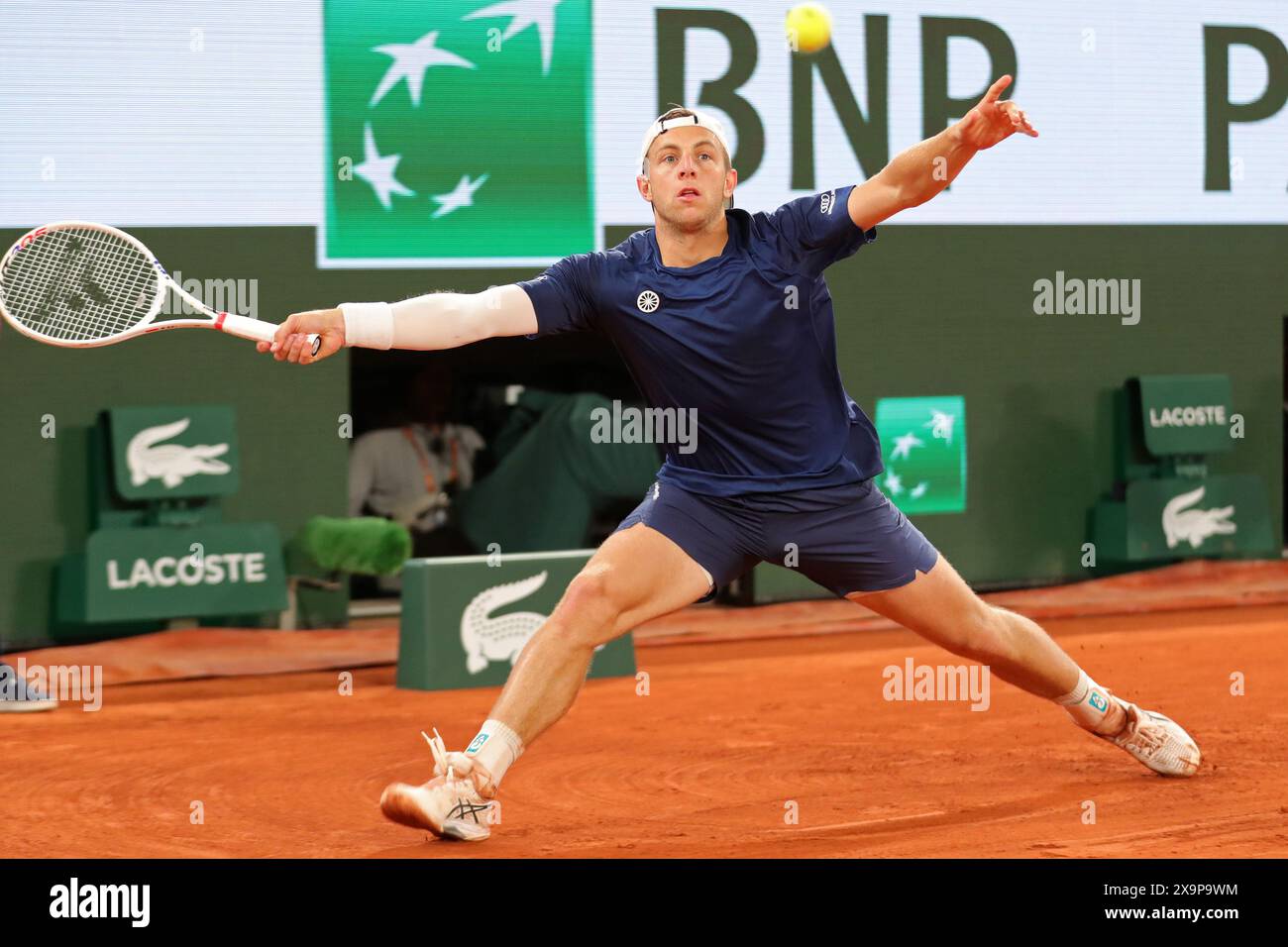 1st June 2024: Roland Garros, Paris, France: 2024 French Open Tennis tournament, Day 7: Tallon Griekspoor (ned) in third round action against Alexander Zverev (deu) Stock Photo