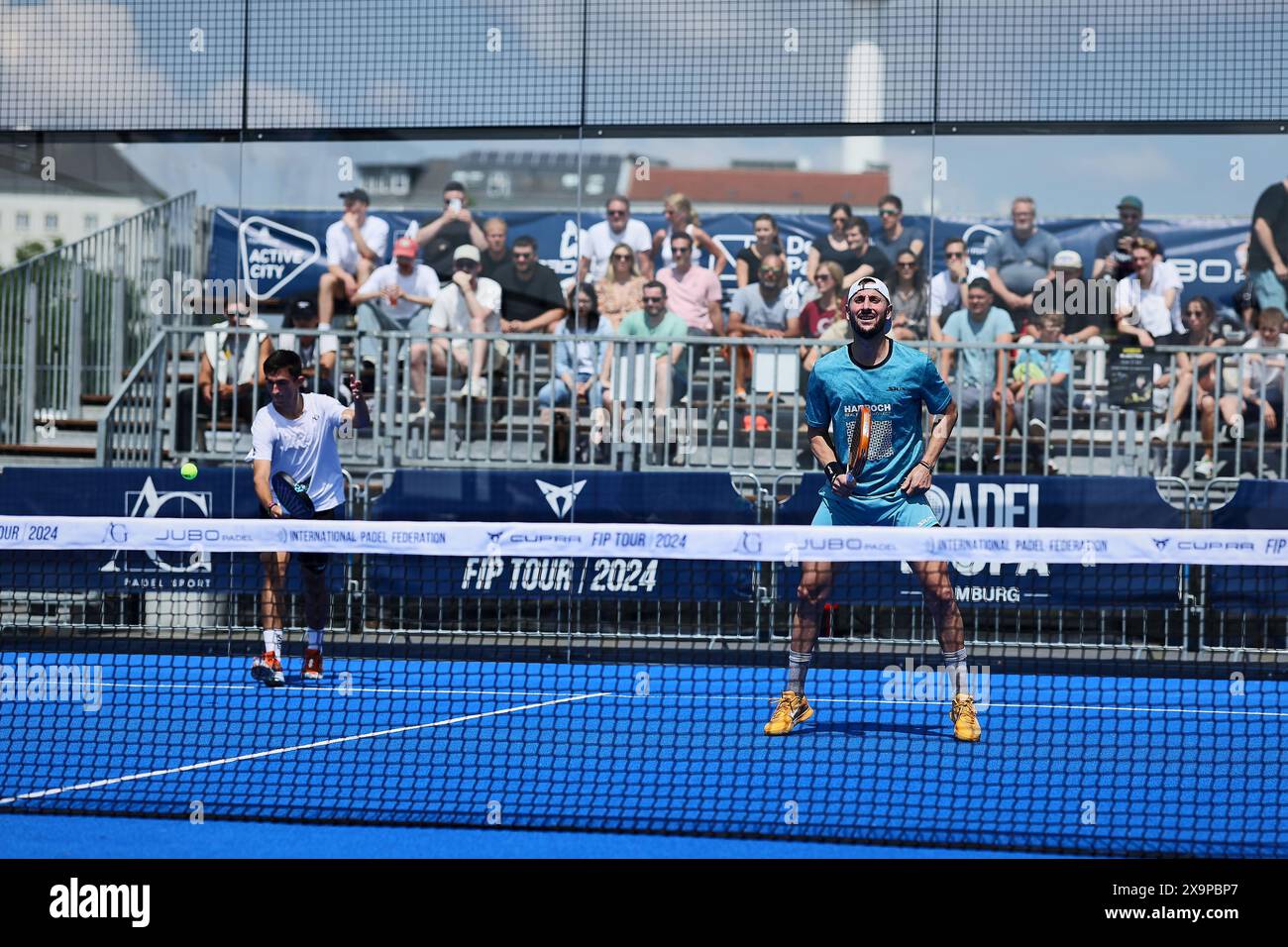 Hamburg, Hamburg, Germany. 1st June, 2024. Maxime MOREAU (FRA), Alberto GARCIA JIMENEZ (ESP) returns with forehand during the FIP RISE HAMBURG - Padel-Tennis in Hamburg (Credit Image: © Mathias Schulz/ZUMA Press Wire) EDITORIAL USAGE ONLY! Not for Commercial USAGE! Stock Photo