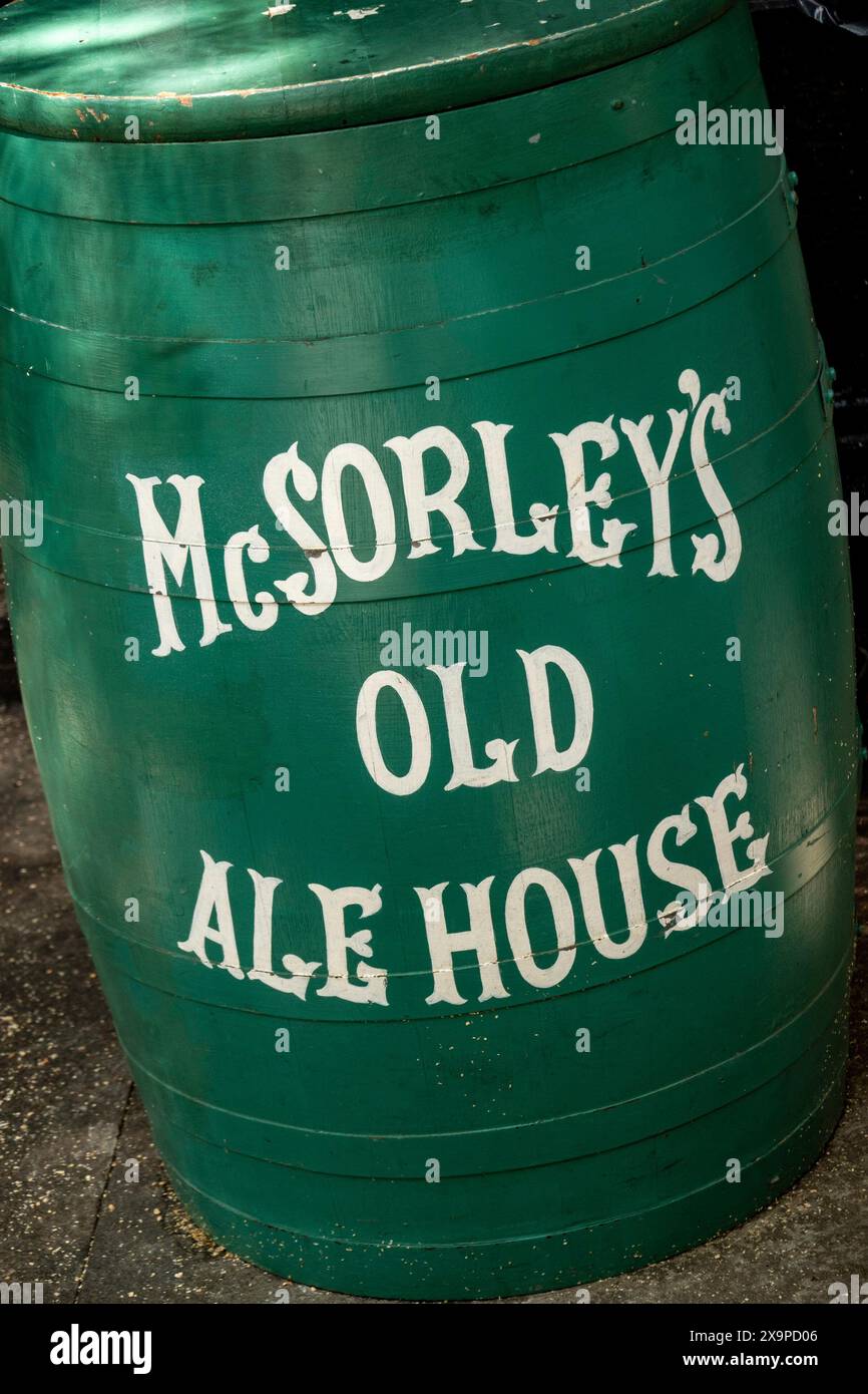 mcsorley-s-old-ale-house-is-the-oldest-bar-in-new-york-city-usa-2024