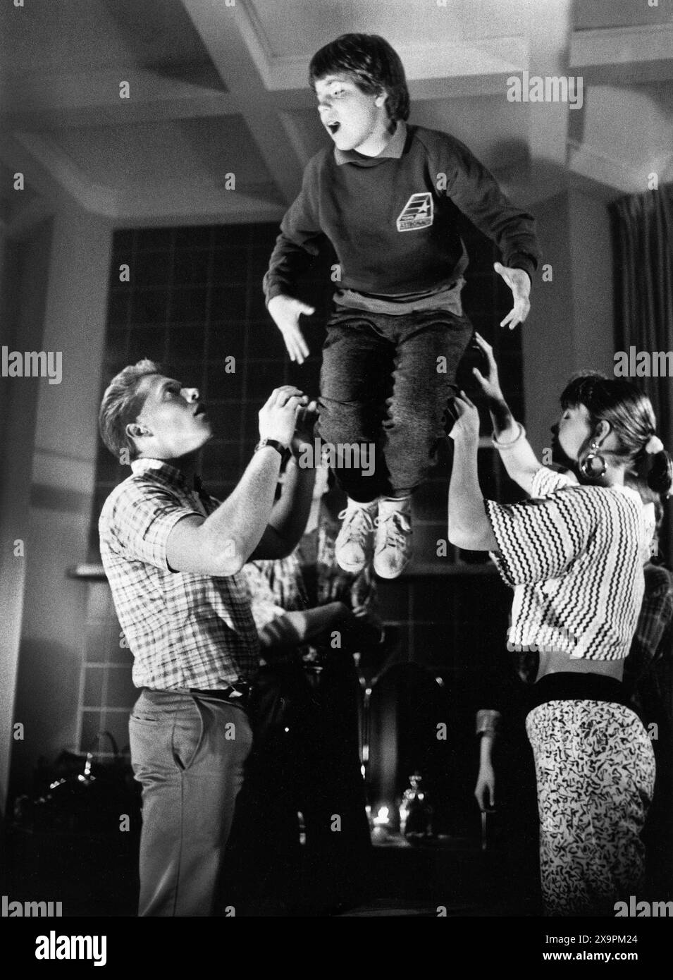 Sean Fagan, Stephen Dorff, Christa Denton, on-set of the film, 'The Gate', New Century Entertainment, Vista Corporation, 1987 Stock Photo